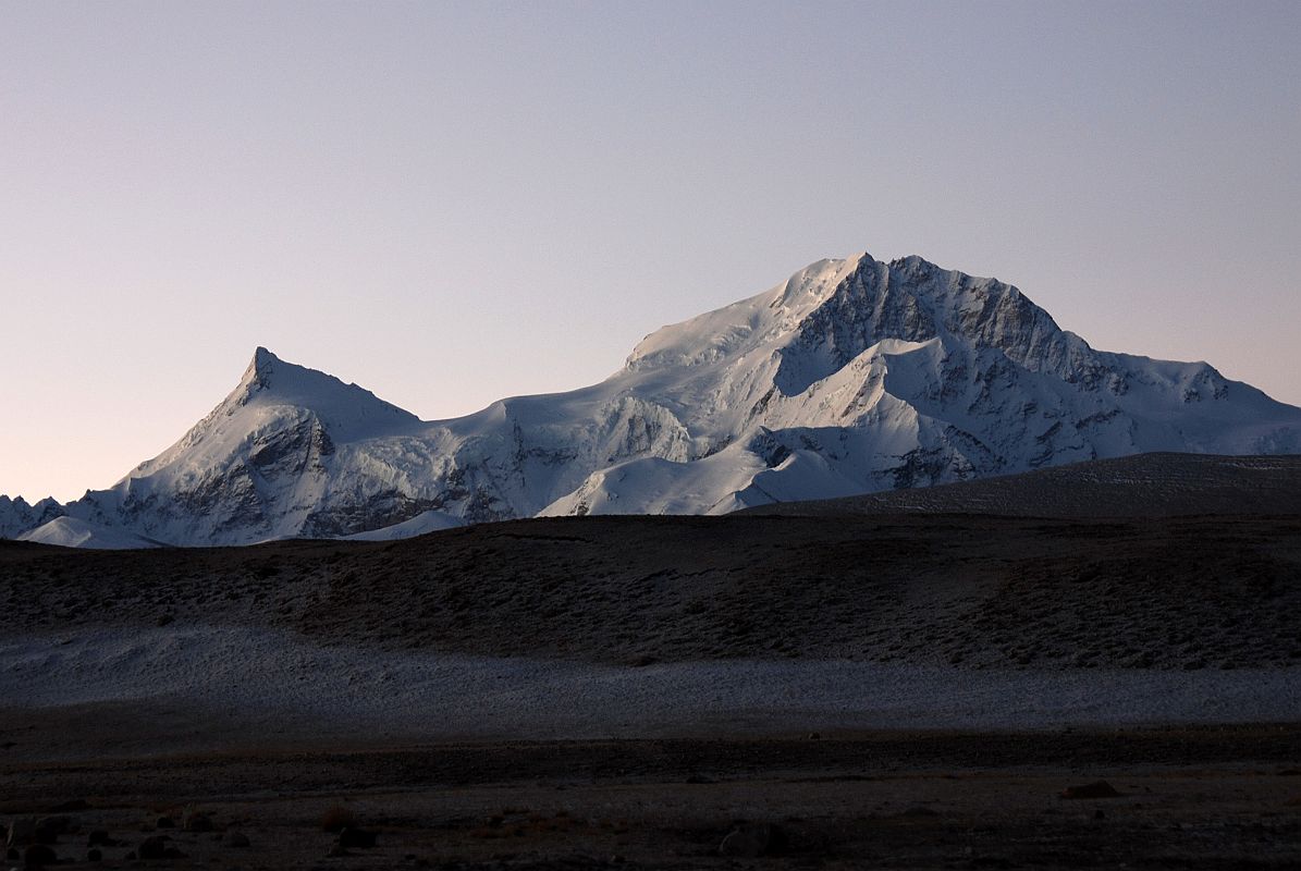 03 Phola Gangchen And Shishapangma North Face From Shishapangma North Base Camp Just Before Sunrise Phola Gangchen (7661m) and Shishapangma North Face (8012m) from Shishapangma North Base Camp just before sunrise.